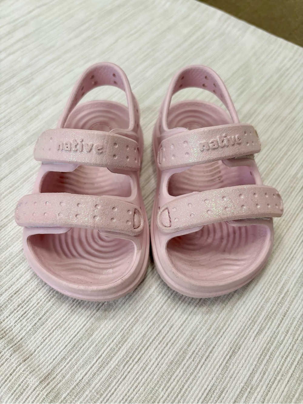 Native Toddler Girls Bling Sandals - Light Pink Sparkle Size 4